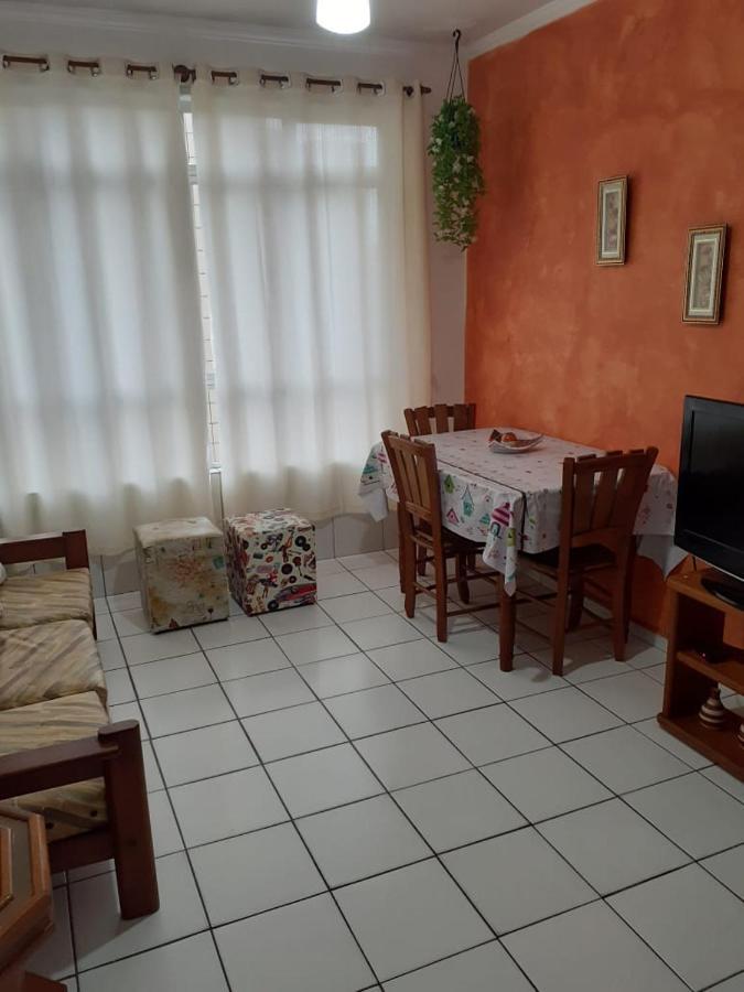 Apartamento Para Temporada Гуаружа Екстер'єр фото